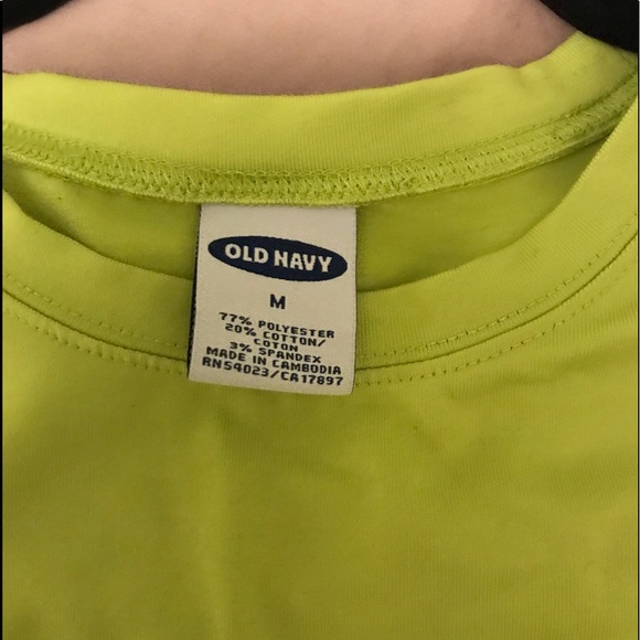 OLD NAVY SLEEVELESS TOP - Picture 2 of 3